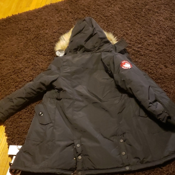 Canada Weathergear - Picture 2 of 3